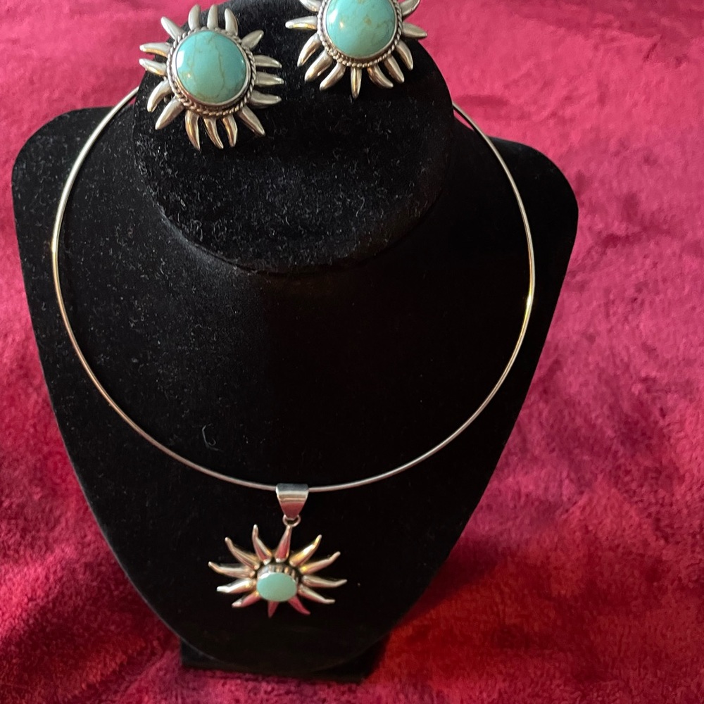 Turquoise silver sun and earrings - Picture 3 of 4